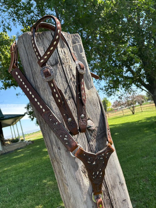 Breastcollar/one ear headstall